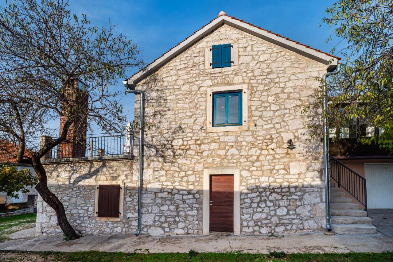 Ferienhaus Kuca Marija - Traditionelles Steinhaus Bei Zadar Debeljak Bagian luar foto